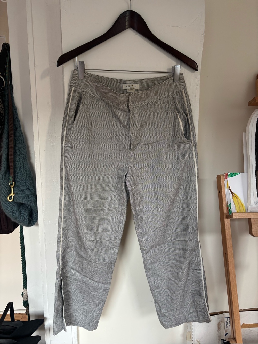 Gray Club Monaco Casual Tapered Pants with Side Stripe
